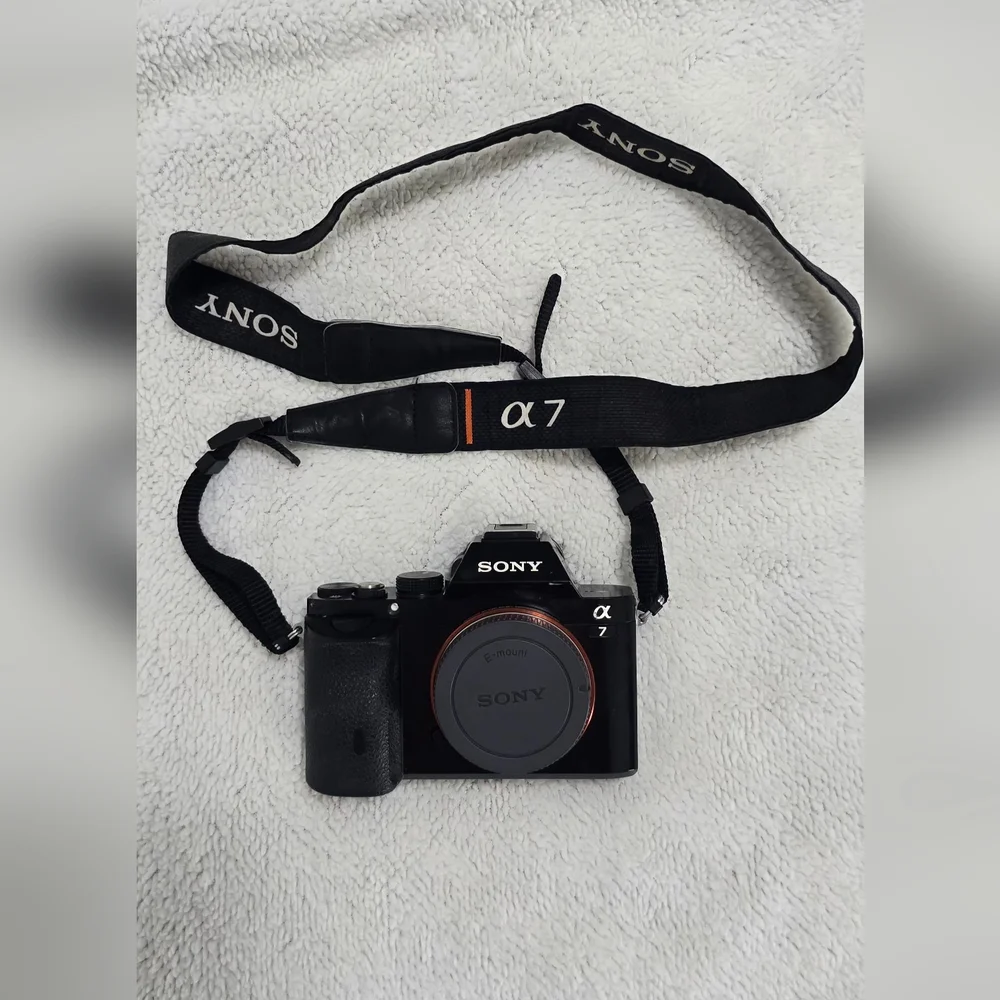 Sony Alpha 7 Mirrorless Camera - Black